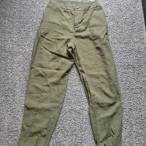 a new day Women's Olive Cropped Pants